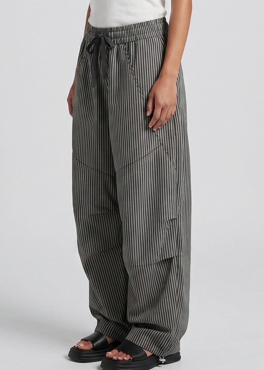 Deni Pant, Grey/Stripe