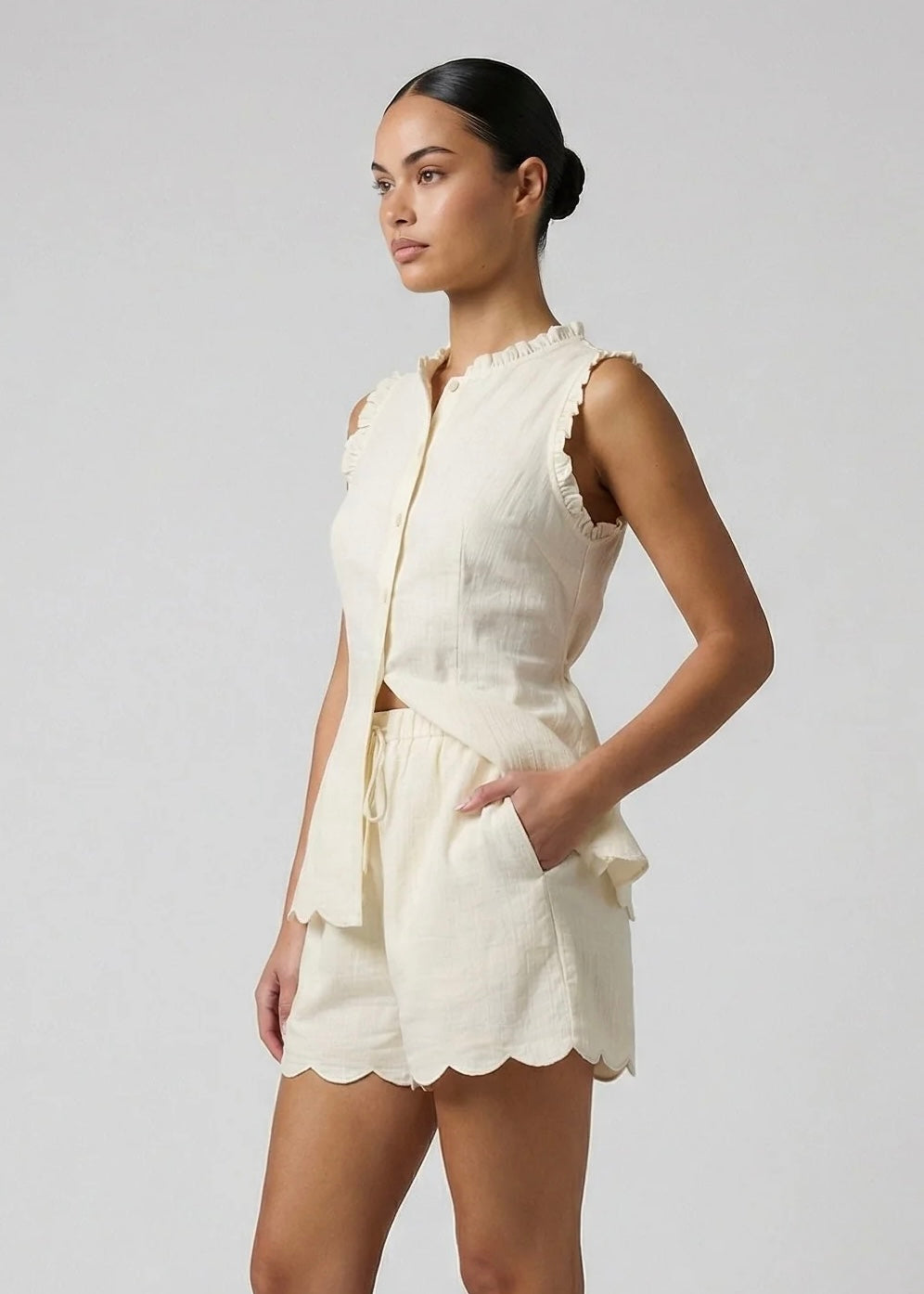 Novelle Short Set, Cream