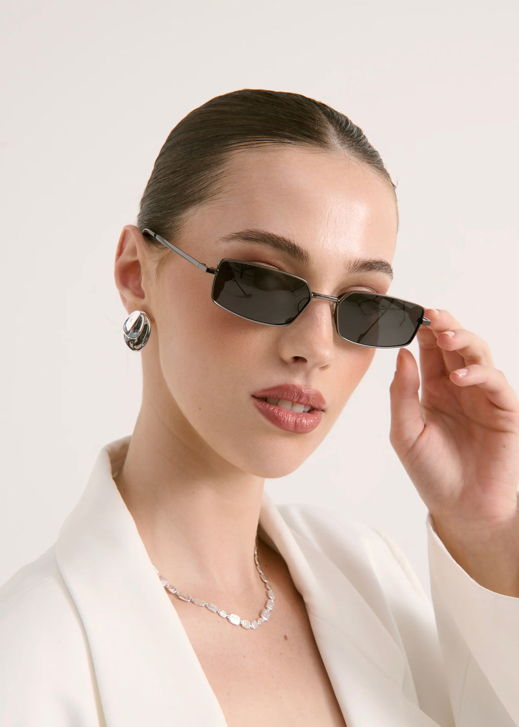 Nix Sunglasses, Black