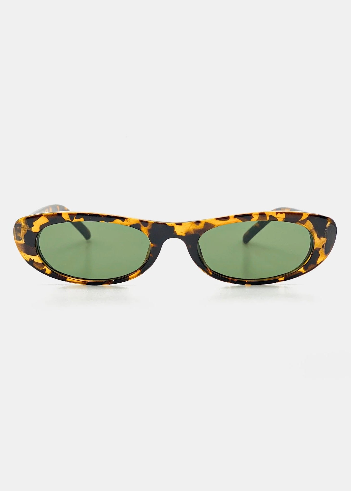 Soho Sunglasses, Tort